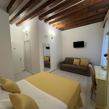 Residenza Briati Hotel เวนิส ภายนอก รูปภาพ