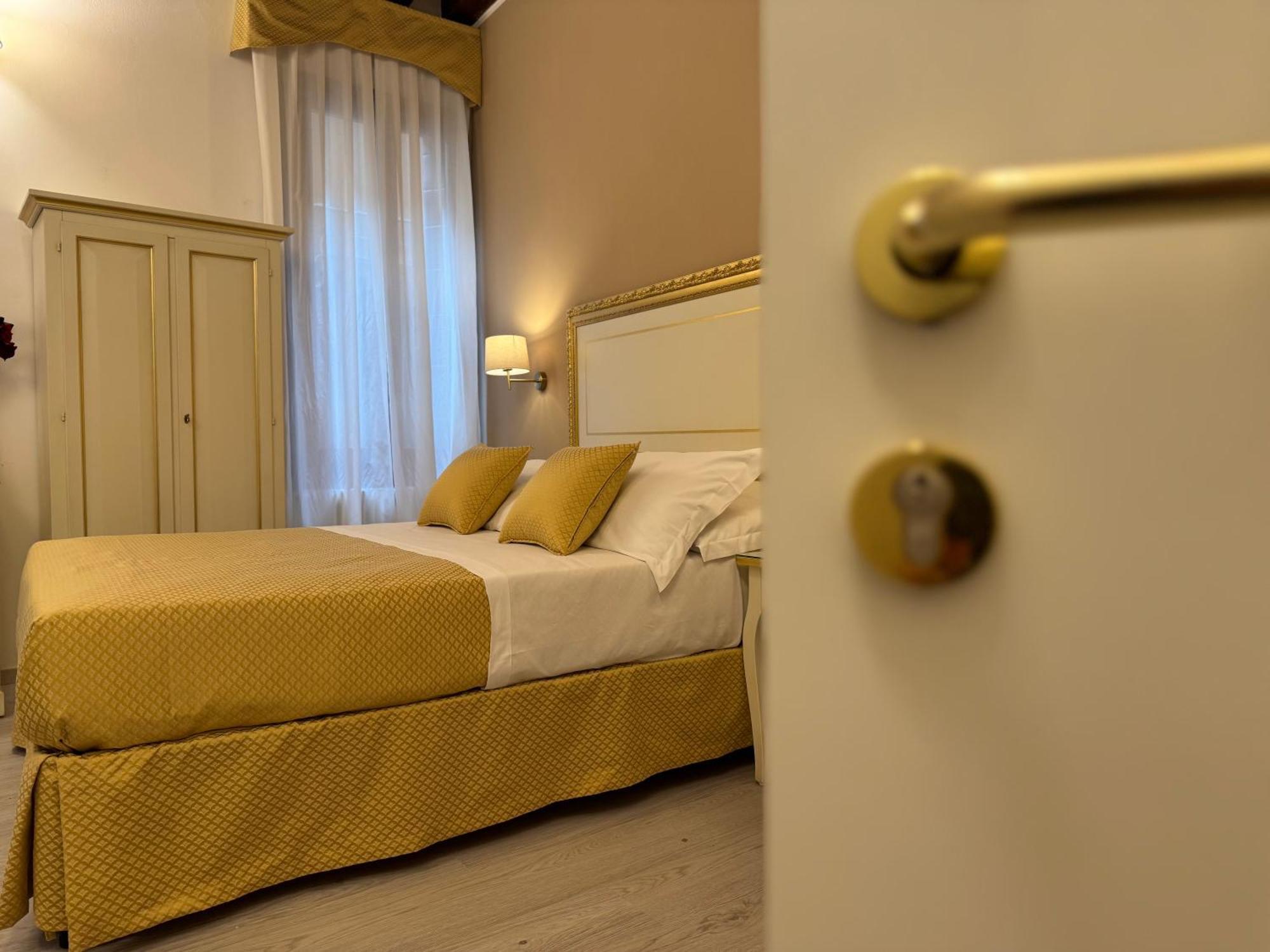 Residenza Briati Hotel เวนิส ภายนอก รูปภาพ